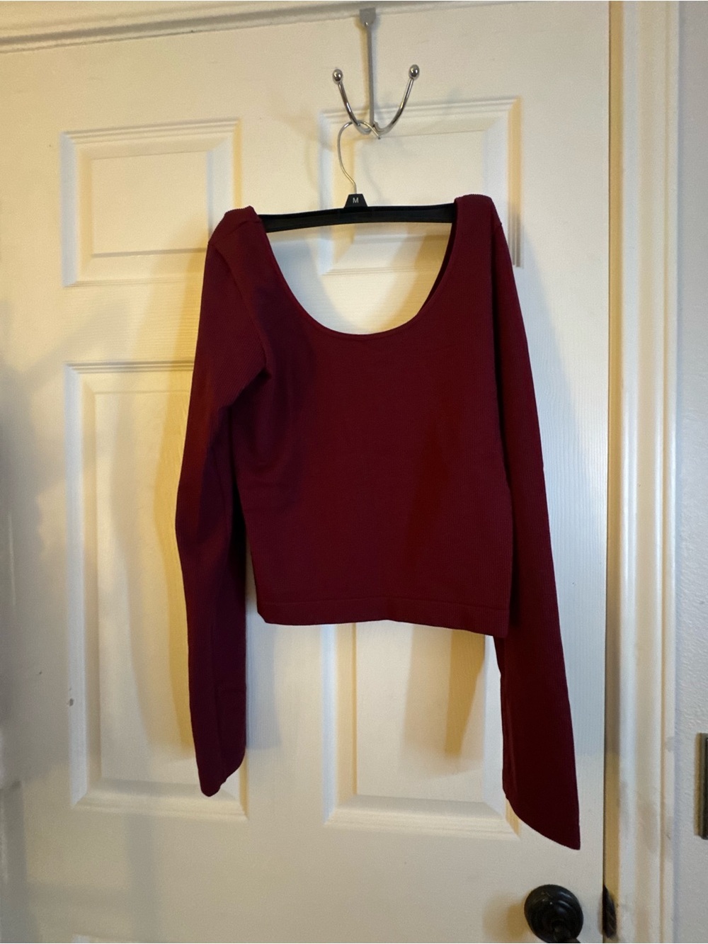 Women’s Scoop Neck Long Sleeve Top - Burgundy